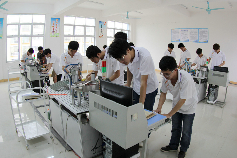 機(jī)電一體化實訓(xùn)室